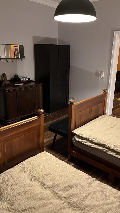 "Ferienwohnung Am Schloss" - Ferienwohnung Mit Blick Auf Das Barbyer Schloss, 5 Gehminuten Bis Zur Elbe Exterior foto