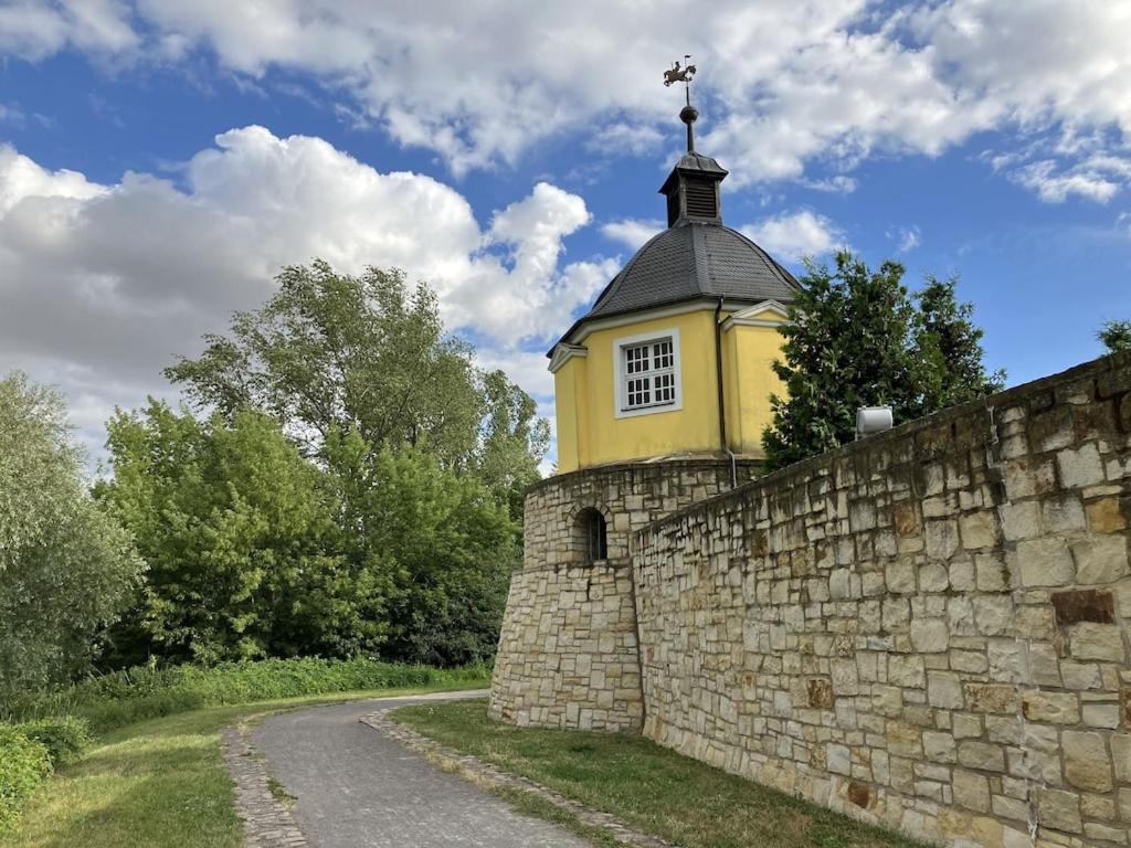 "Ferienwohnung Am Schloss" - Ferienwohnung Mit Blick Auf Das Barbyer Schloss, 5 Gehminuten Bis Zur Elbe Exterior foto
